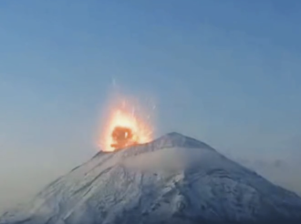 Emergencia Volcánica en Tenochtitlán